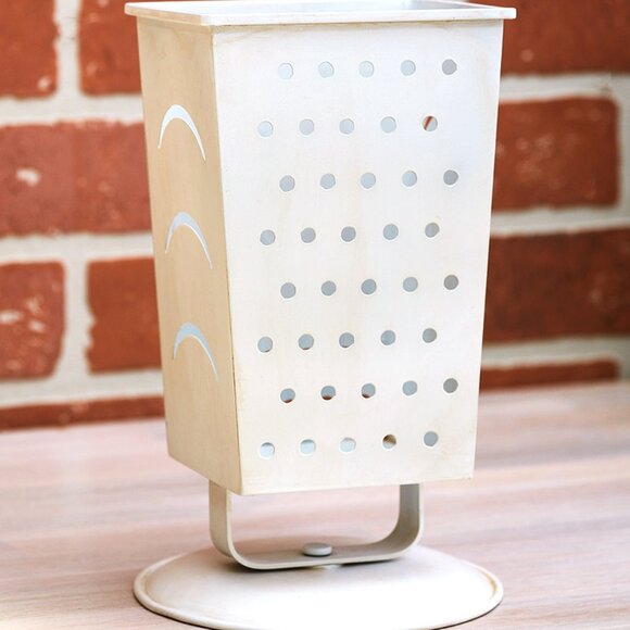 Farmhouse Grater Utensil Holder Kitchen Organizer Home Decor 8.5" H - Picture 4 of 5